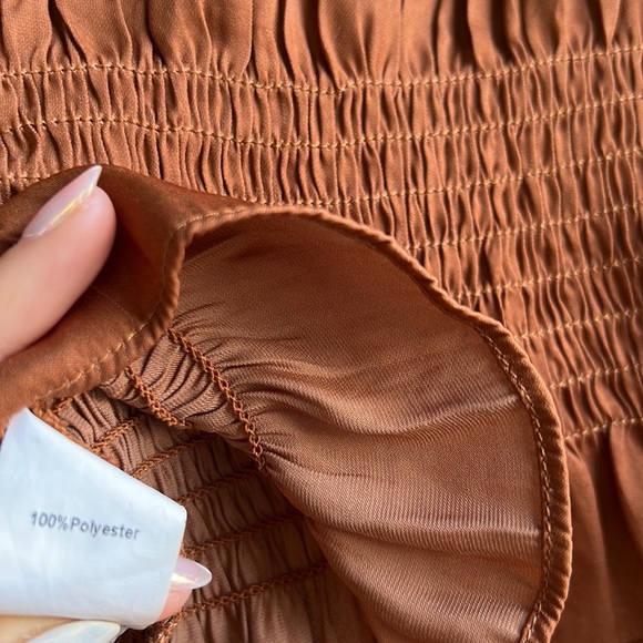 DO + BE - size medium - brown statement blouse - Picture 6 of 7